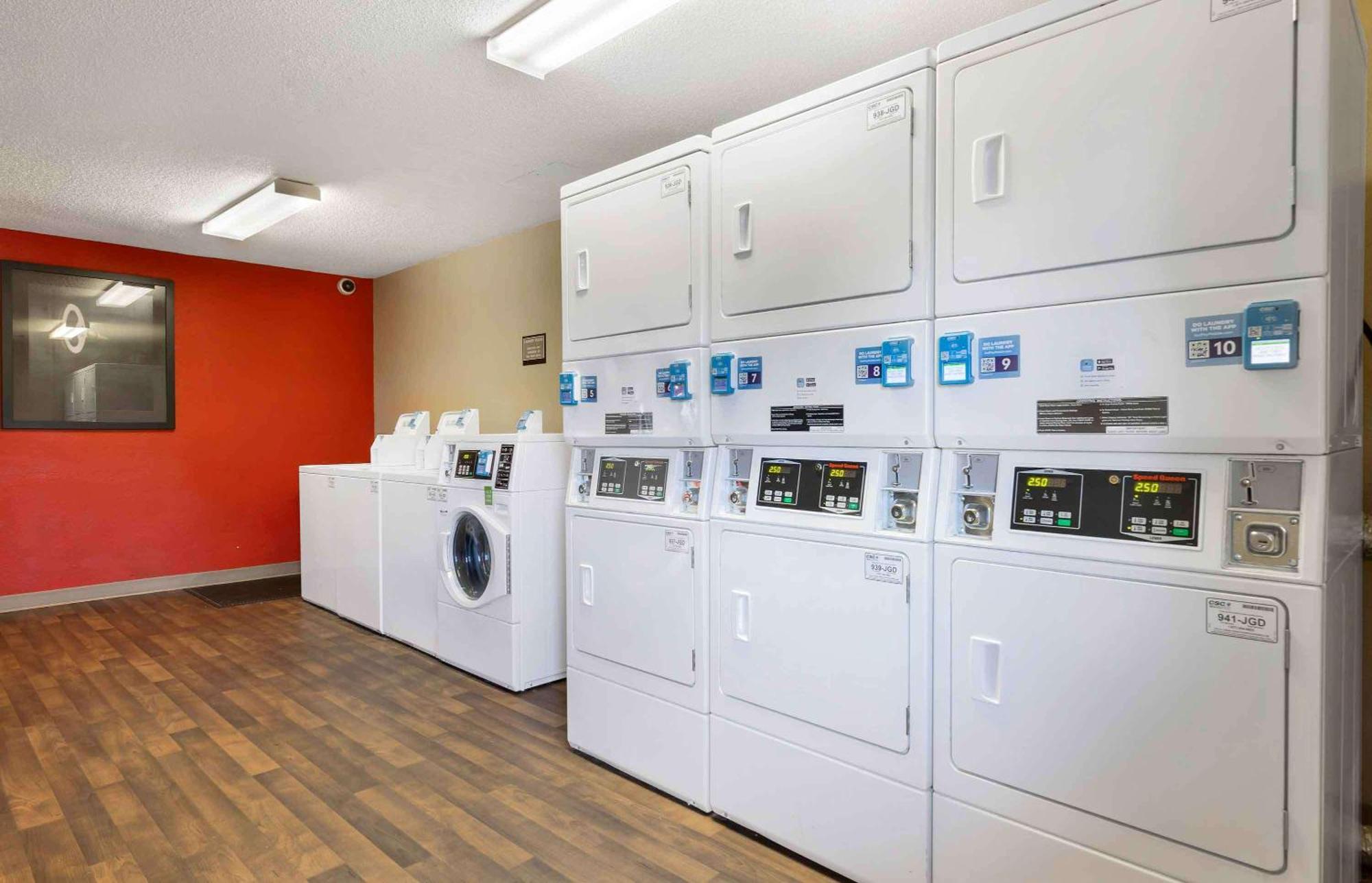 Extended Stay America Select Suites - Columbia - Ft Jackson Eksteriør bilde