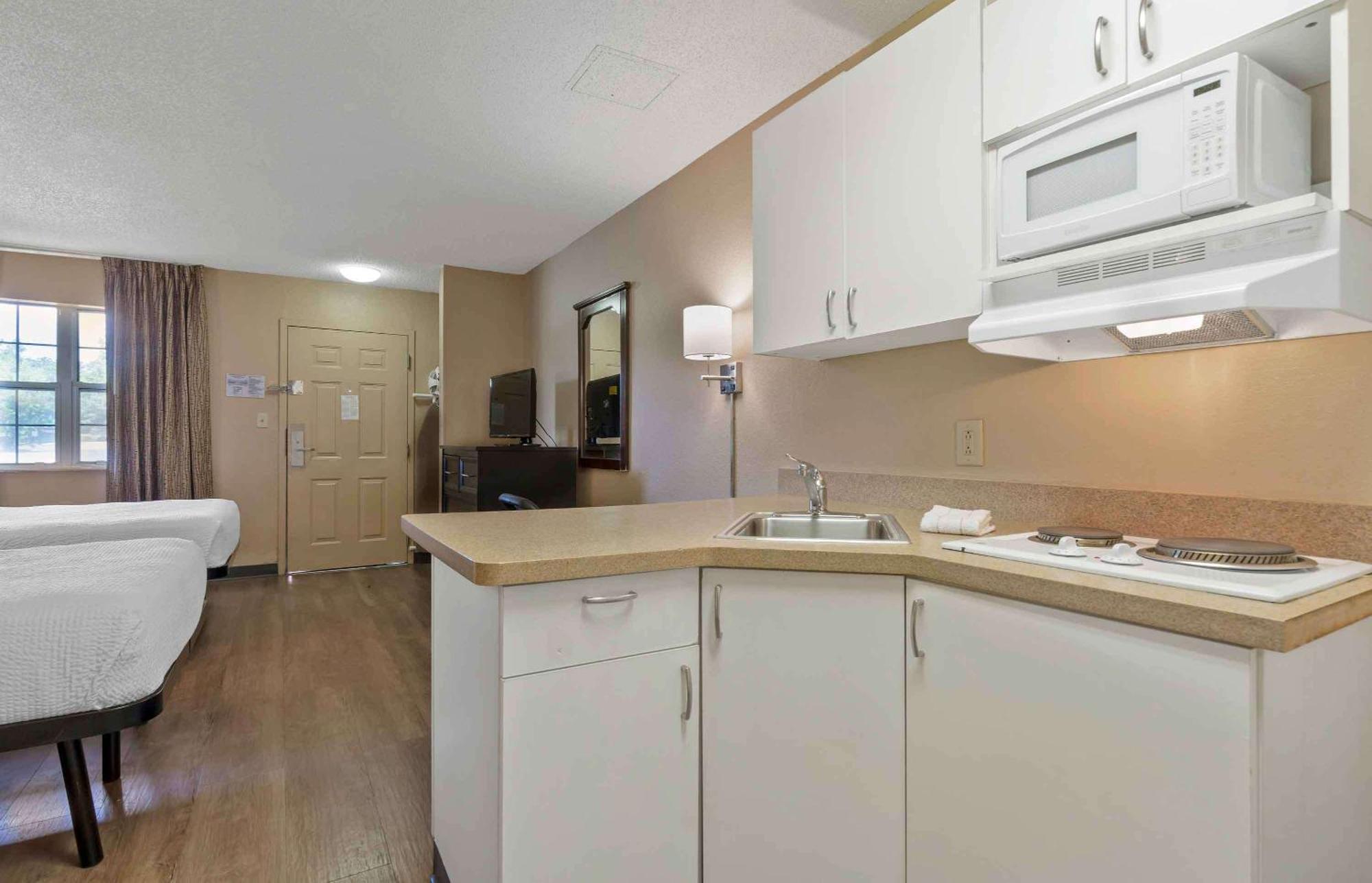 Extended Stay America Select Suites - Columbia - Ft Jackson Eksteriør bilde
